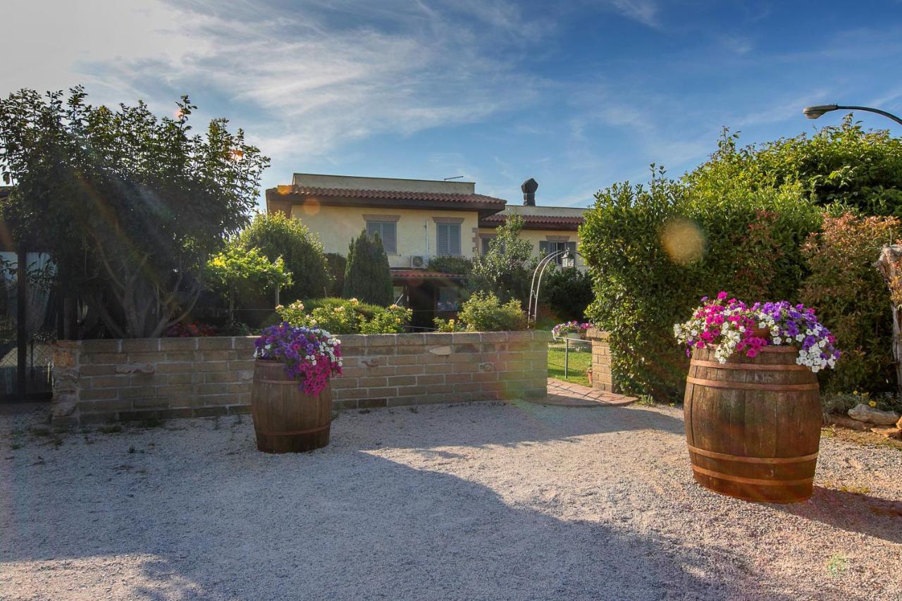 Agriturismo Torre Flavia Ladispoli Eksteriør bilde